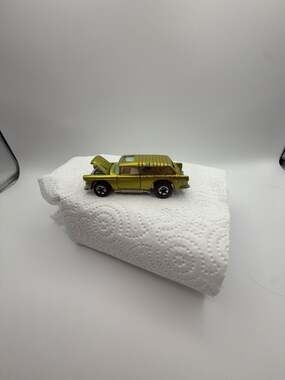 Hot Wheels Vintage 1957 Chevy Nomad Gold Sparkle Toy Car With Opening Hood